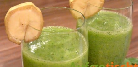 Grüner Smoothie mit Mango und Banane - gruener smoothie mango banane 3 - 2