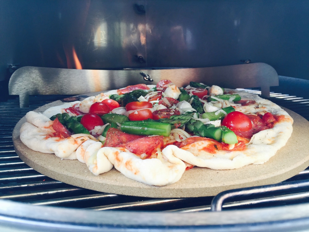 Pizza aus dem Grill - aufgetischt.net