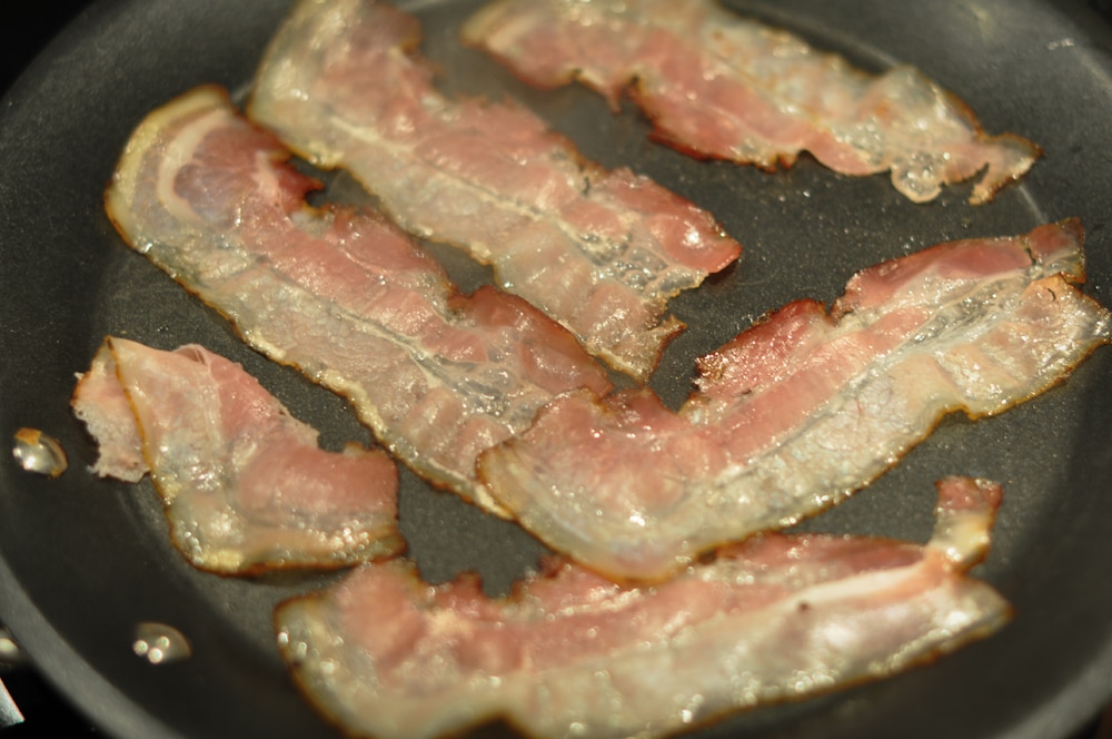 Mit dem Avocado-Speck-Toast zur Geschmacksexplosion! - avocadotoast - 5