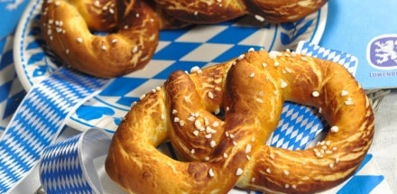 frische Laugenbrezel selbtgemacht - brezen4 - 3