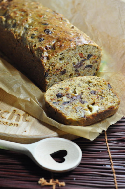 Mediterranes Brot aus der Kastenform