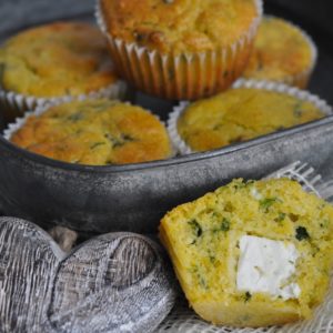 Knusprige Bärlauchlaibchen von der Plancha - polenta bärlauch muffins2 - 17