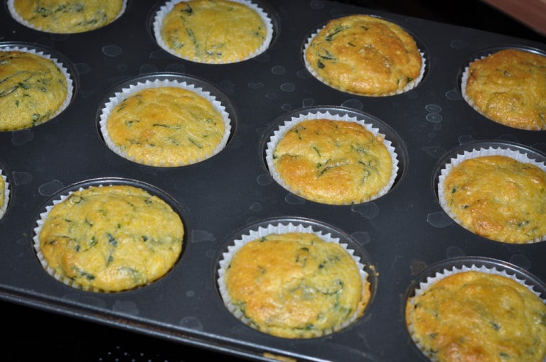 Polenta Bärlauch Muffins mit Feta Kern - polenta bärlauch muffins4 - 19