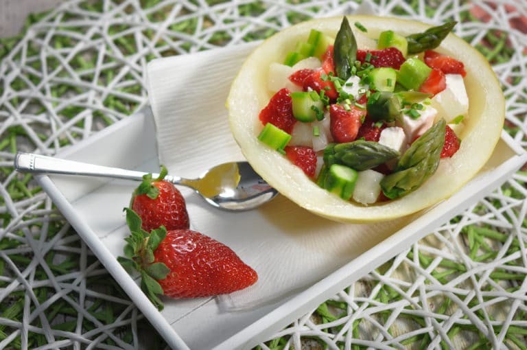 Sommersalat mit Spargel, Erdbeeren und Feta - sommersalat2 - 6
