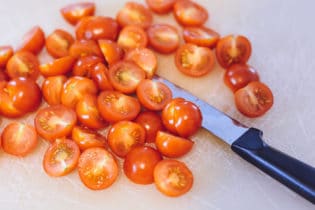 Tomaten halbiert
