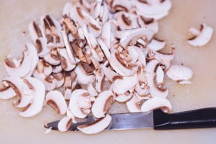 Champignons geschnitten