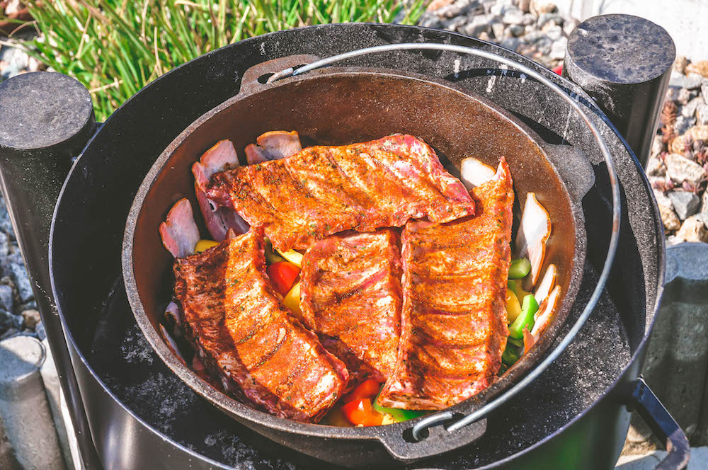 Spareribs im Dutch oven garen