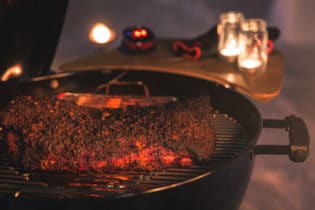 Wintergrillen: Top 10 Tipps die du beachten solltest - Pork belly roast LaplandWeber H2A4666 Recipe V2 - 5