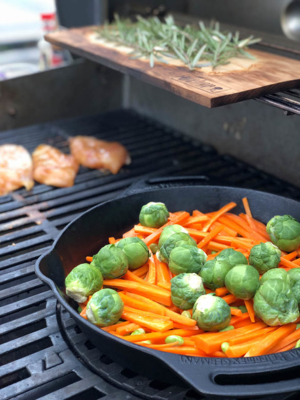 Teriyaki Chicken Bowl - Gemüse in der Petromax Dutch Oven Pfanne 