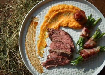 Roastbeef im Heubett vom Grill