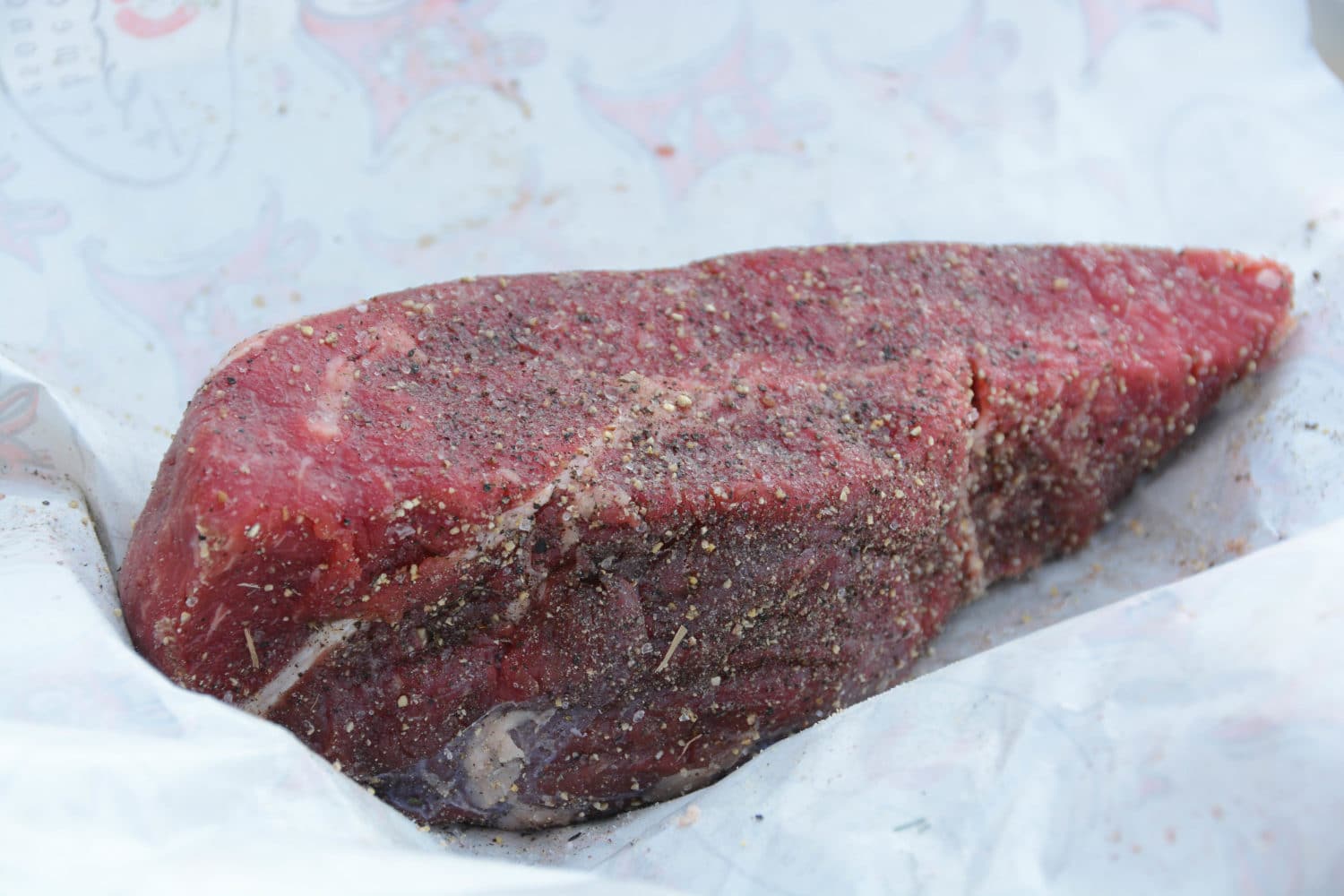 Zartes Roastbeef im Heubett gegart [Top Grillrezept!] - Aufgetischt.net