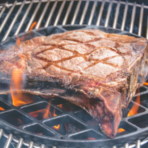 Fleisch richtig auftauen Dry Aged Steak - Leckere Zubereitung nach dem Auftauen