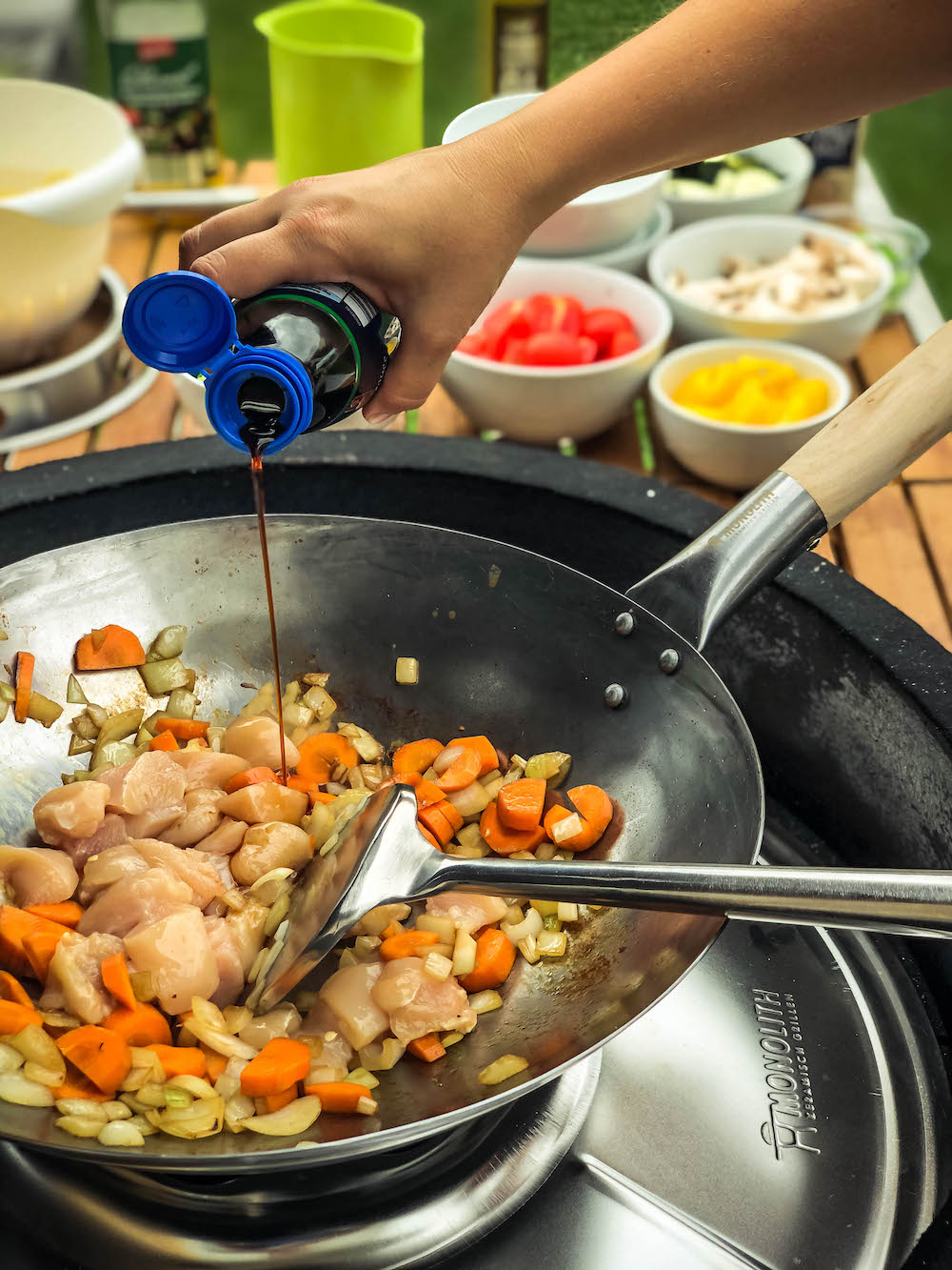 Wok vom Grill - lecker, leicht & abwechslungsreich unsere Asiapfanne - wok am keramikgrill 034 - 3