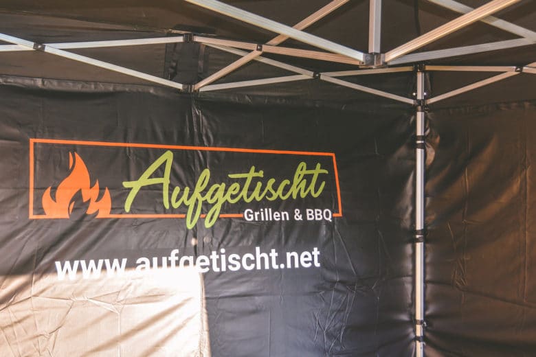 Das perfekte Faltzelt für Bewerbe, Grillkurse und Caterings - grillpavillon grillzelt 08 - 28