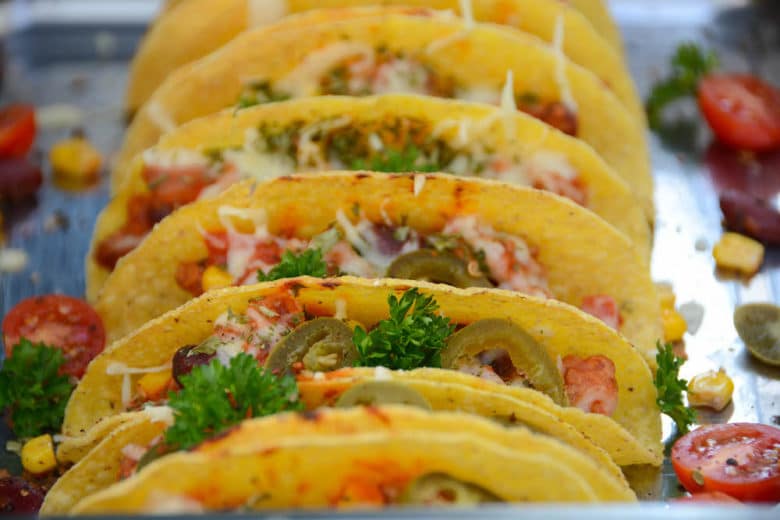 Tacos mit Chili con Carne vom Grill - chili taccos 06 - 2 Tacos mit Chili con Carne servierfertig!