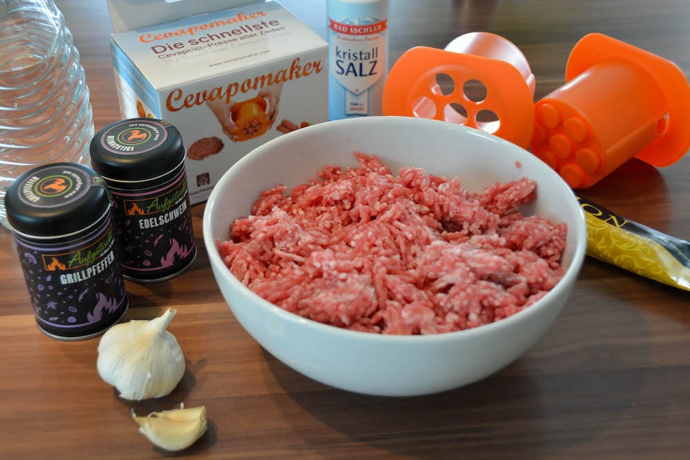 Original Cevapcici Rezept vom Grill - Aufgetischt.net