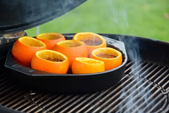 Schokokuchen aus der Orangenschale vom Grill