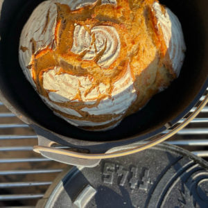 Weizenbrot aus dem Dutch Oven