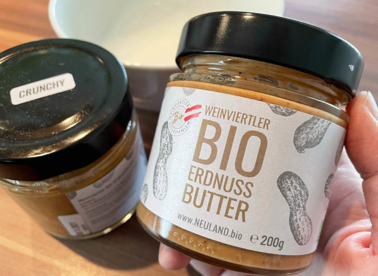 Bio Erdnussbutter aus dem Weinviertel - perfekt für unseren Erdnussbutter Dip