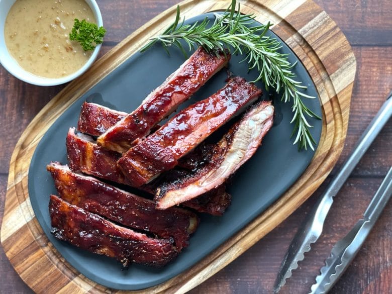 Der schnelle Erdnussbutterdip als perfekte Ergänzung zu St.Louis Cut Ribs vom Smoker