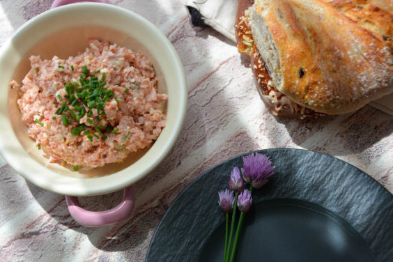 Kellergatsch Wurstaufstrich mit dem Mini Chopper zubereitet