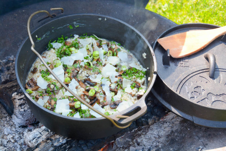 Pilzrisotto aus dem Dutch Oven - Risotto Rezept mit Pilzen