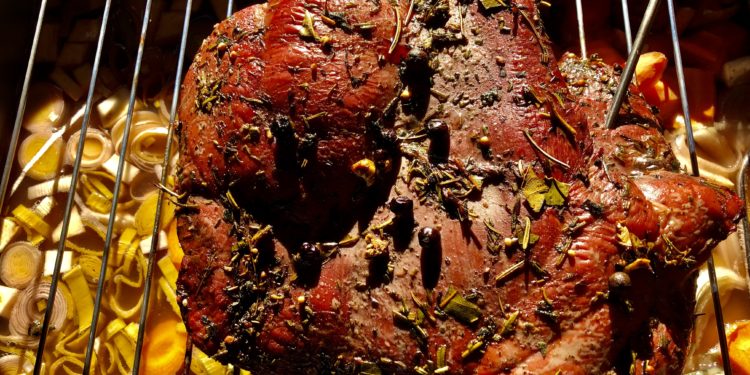 Zartrosa Rehkeule vom Grill - rehschloegel vom grill 02 - 1 zartrosa Rehschlögel vom Grill