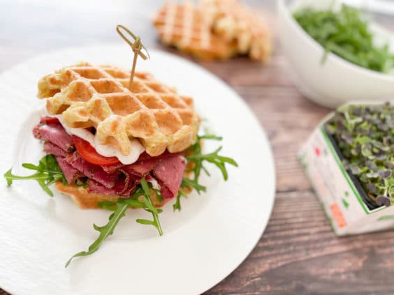 Kartoffelwaffeln mit Pastrami