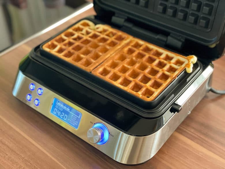 Knusprige Belgische Waffeln aus dem Waffeleisen