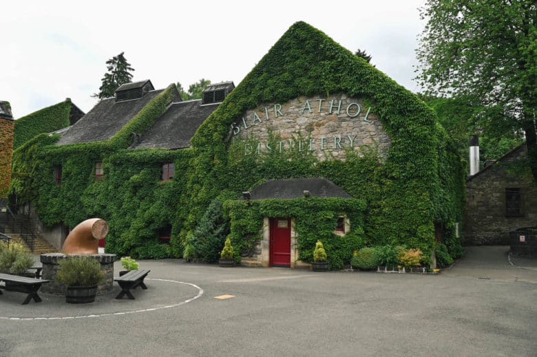 Blair Athol Whisky Destillerie in den zentralen Highlands