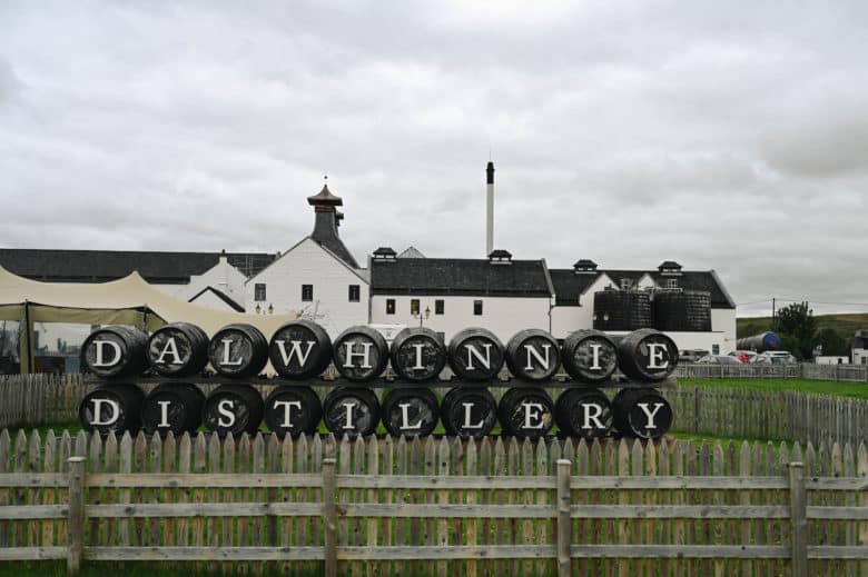 Unser nächster Stopp: Die Dalwhinnie Destillerie in den zentralen Highlands