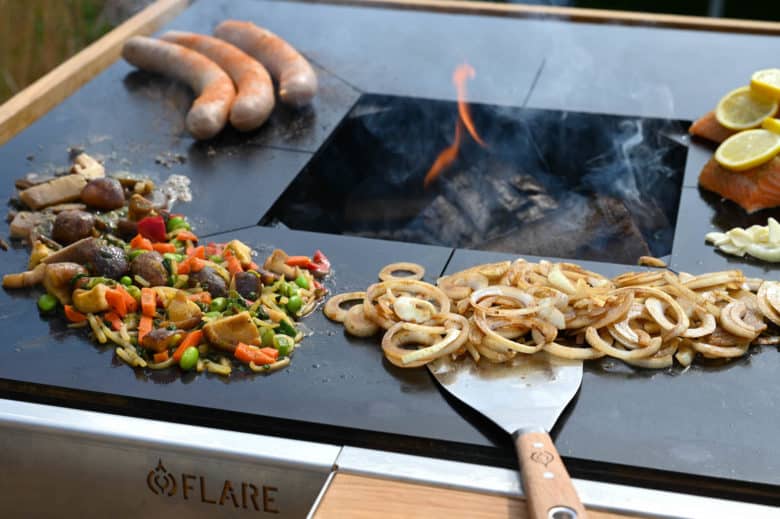FLARE Grill - die Outdoor Feuerküche - flare grill 80 09 - 24