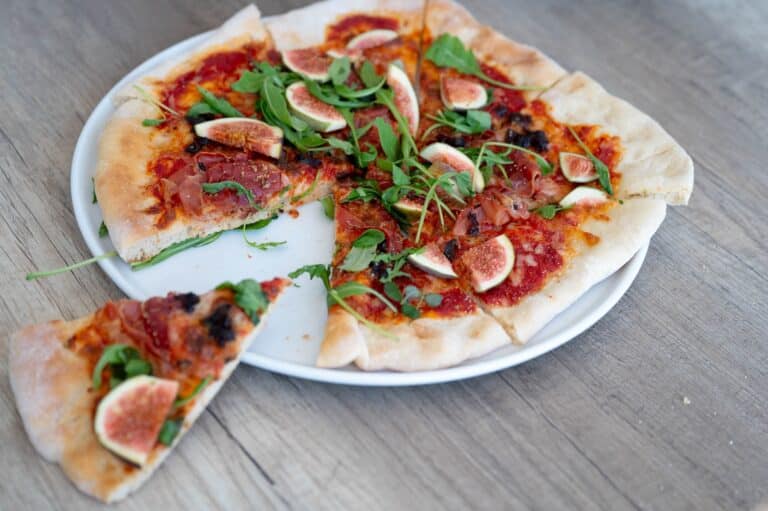 Knusprige Pizza Parma vom Grill - pizza parma 13 - 20