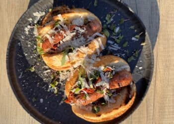 italienischer salsiccia hot dog