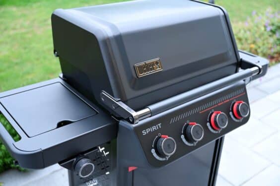 Weber Spirit Stealth Edition